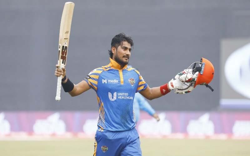 বিপিএলে কোটি টাকায় নাঈম চট্টগ্রাম রয়্যালসে