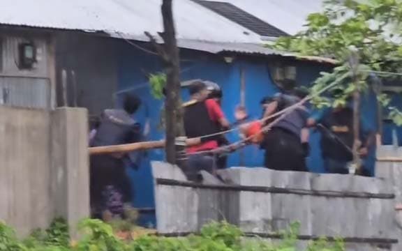 জঙ্গল সলিমপুরে মধ্যরাতে র্যাব ক্যাম্পে হামলা-গুলিবর্ষণ